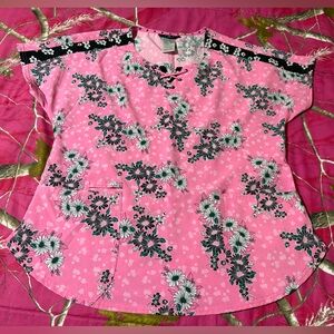Heart Soul Floral Scrub Top